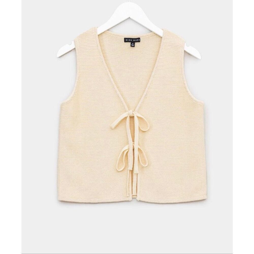 NWT Miou Muse knotted tie front vest, Med $98 F34